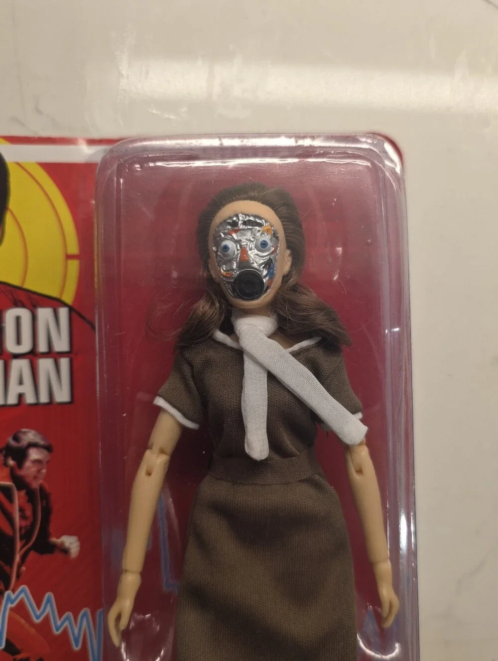 Bif Bang Pow! The Six Million Dollar Man FEMBOT 8